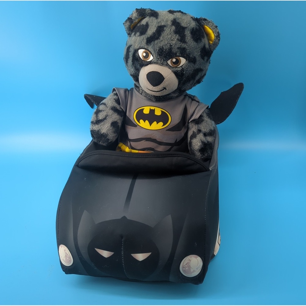 Build A Bear Batman Teddy Bear 16" 80 years of Super Heroes Pajamas W‎ Batmobile